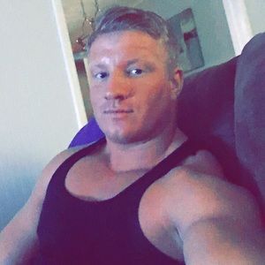 Meet your Posher, Collin